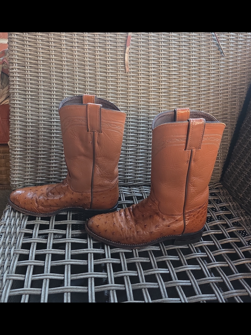 Justin Women's size 6 1/2 Cognac Full Quill Ostrich Leather Super Soft Roper